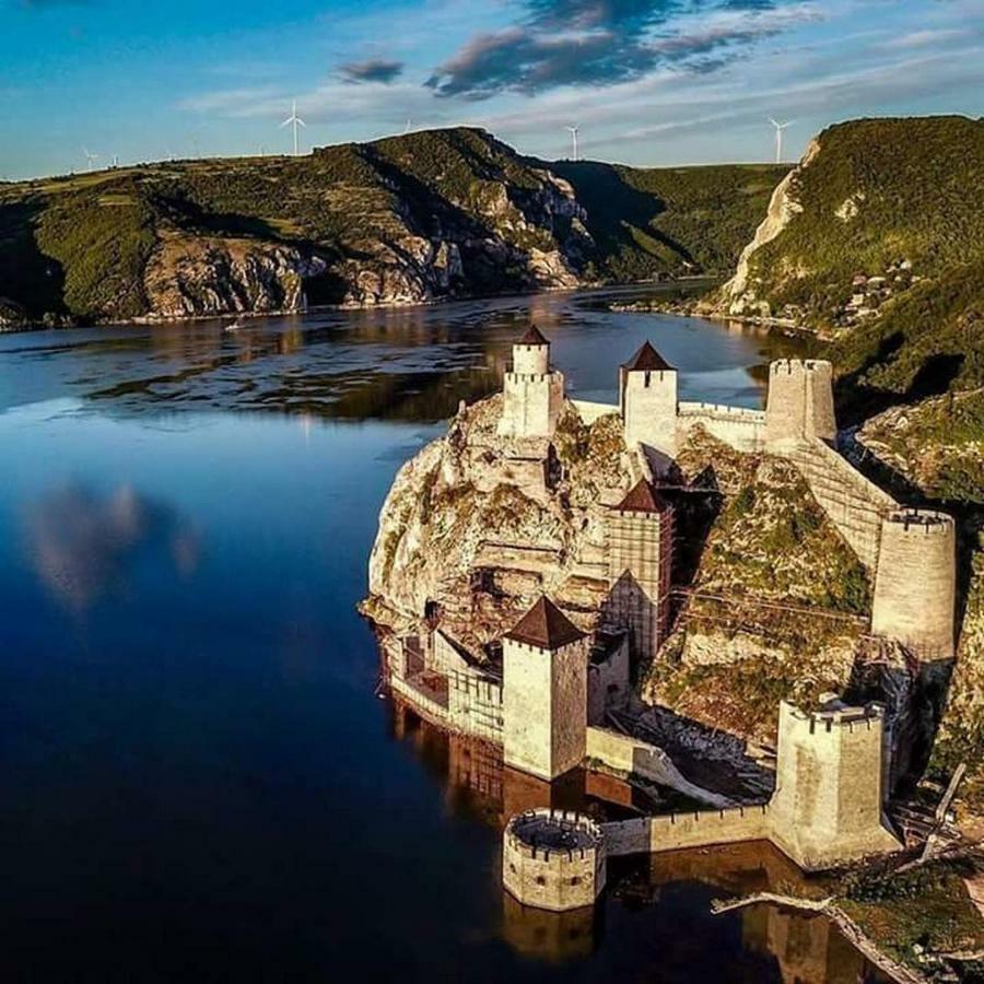 Apartments Barocco Golubac Dış mekan fotoğraf